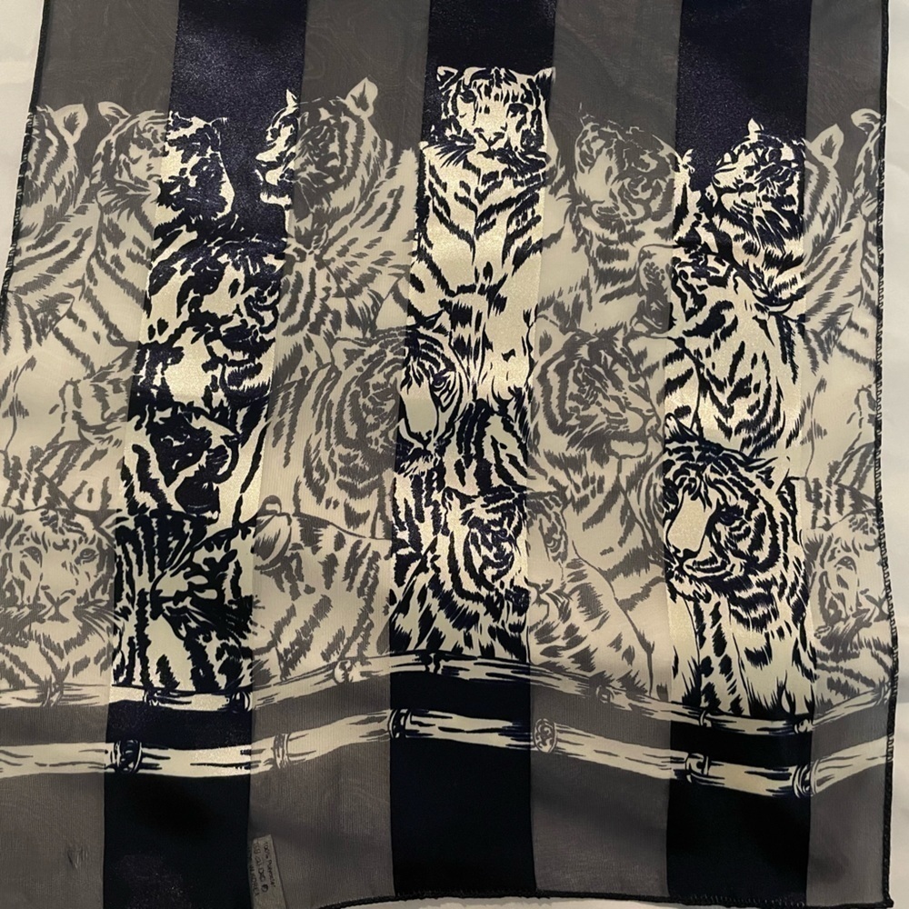 Mea’s Navy Blue Striped Tiger Pattern Polyester Long Scarf - Picture 7 of 7